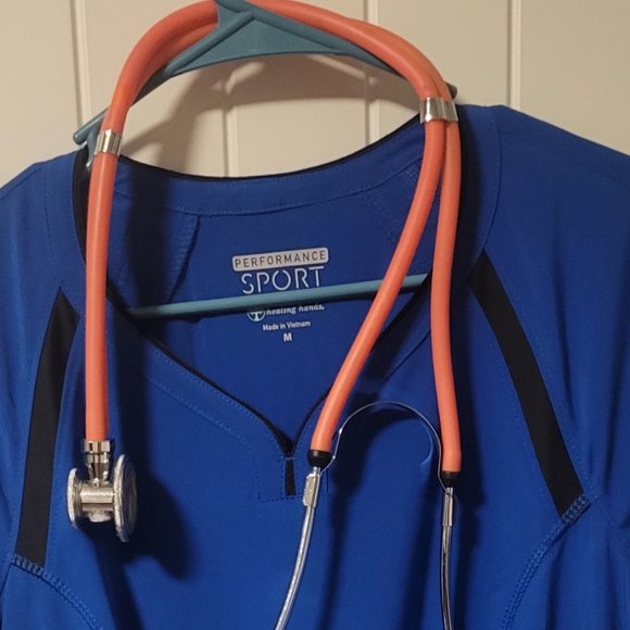 Women's Med scrub top - Picture 2 of 3